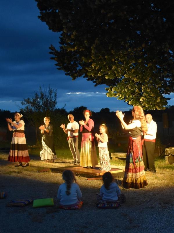 La farandole aux couleurs duende flamenco